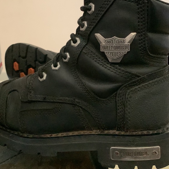 “2” HARLEY DAVIDSON Motorcycle Boot Bundle. Sizes 6.5 & 7 - Picture 8 of 17